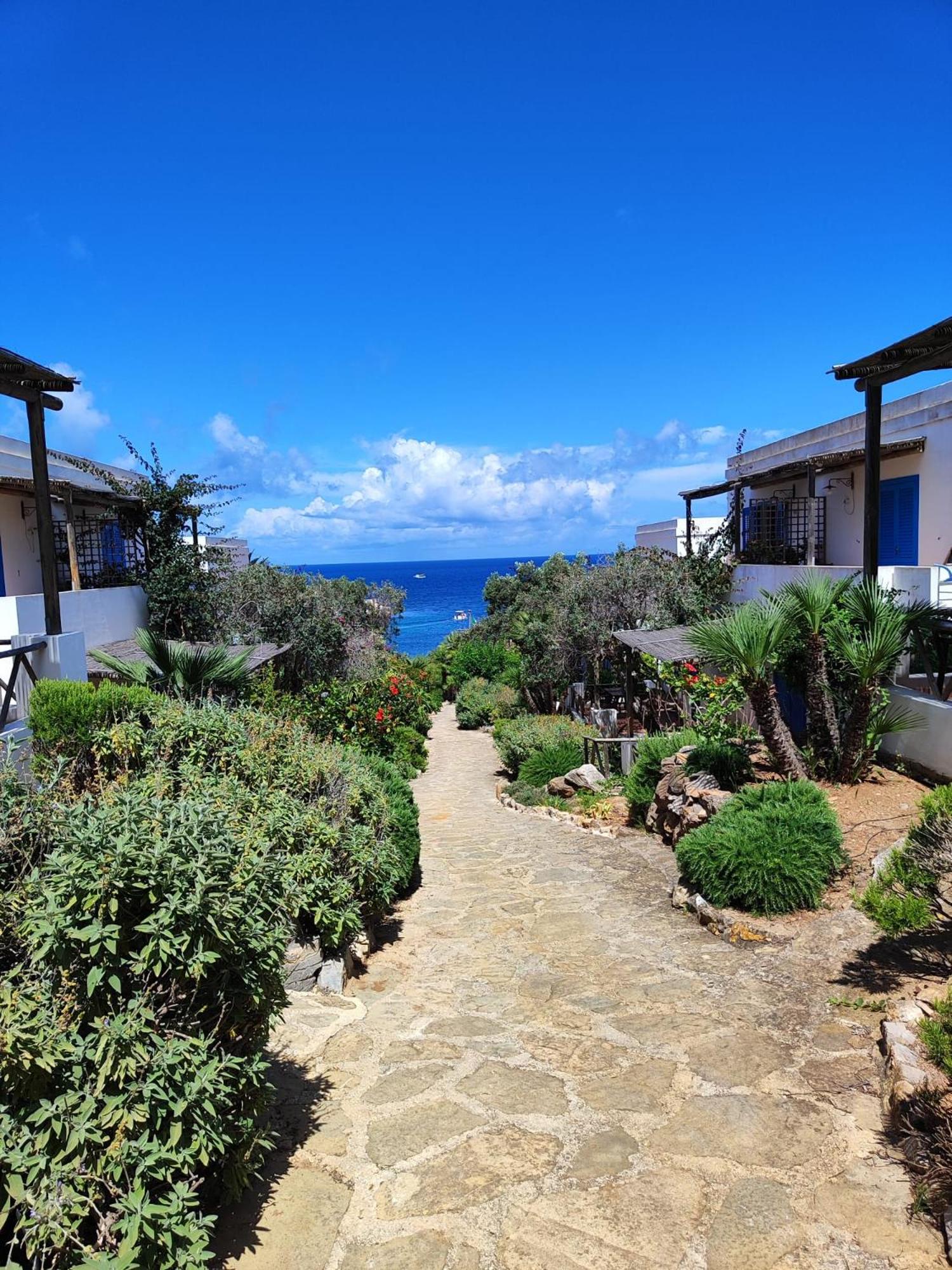 Marettimo Residence Bagian luar foto