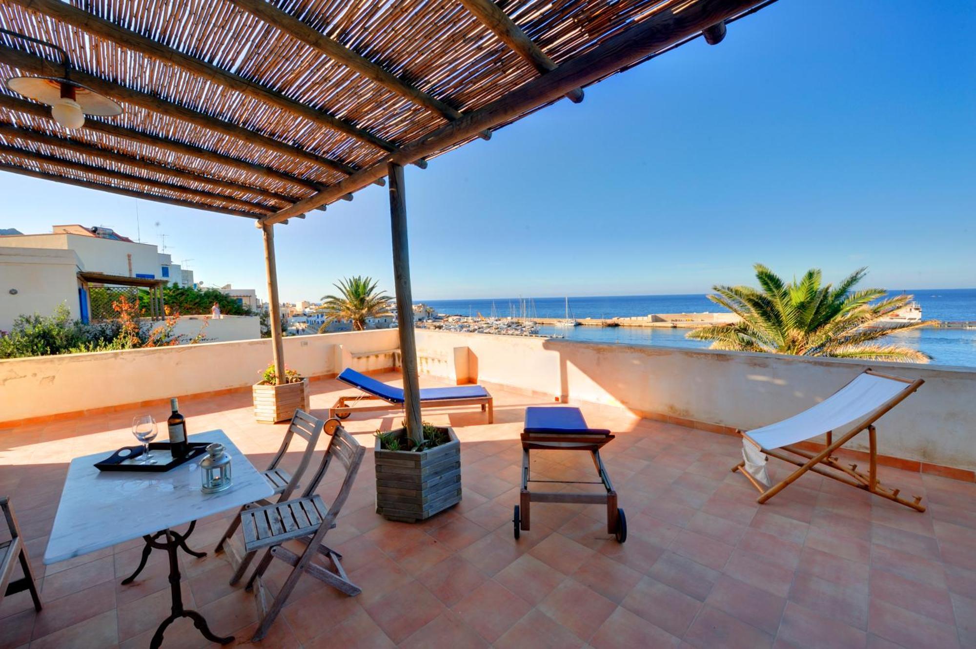Marettimo Residence Bagian luar foto